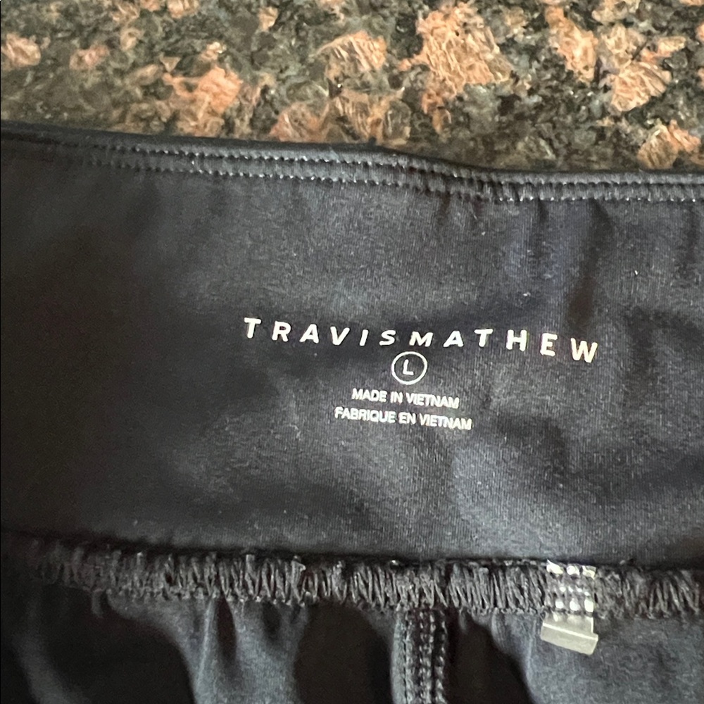 Travis Mathew Black Performance Joggers large - Picture 2 of 5